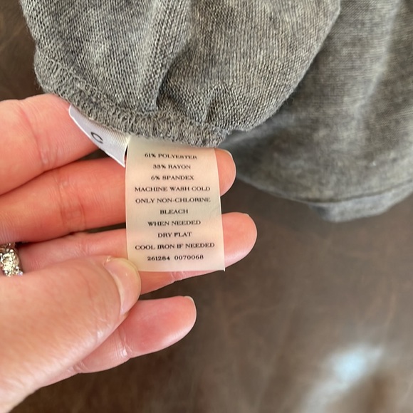 Ann Taylor charcoal gray sweater with flattering ruching - Picture 4 of 4